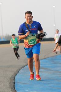 BIB: 70313
                            <button type="button" onclick="openModal(10542761)" class="btn btn-primary btn-sm float-right btn-popup" data-toggle="modal" data-target=".modal-high-quality">
                        <i class="fas fa-shopping-cart"></i> Add to Cart
                    </button>
                                            <button type="button" onclick="isThisMe(10542761, true)" class="btn btn-success btn-sm float-right btn-popup btn-isme hidden" data-toggle="tooltip" data-placement="bottom" title="นี่คือรูปของคุณใช่ไหม คลิกที่นี่เพื่อเอาเข้าอัลบั้ม">
                        <i class="fas fa-plus"></i> Add to album
                    </button>
                    <button type="button" onclick="isThisMe(10542761, false)" class="btn btn-warning btn-sm float-right btn-popup btn-isnotme hidden">
                        <i class="fas fa-ban"></i> Remove from album
                    </button>