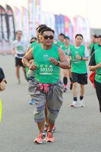 BIB: 1729, 50350
                            <button type="button" onclick="openModal(10544888)" class="btn btn-primary btn-sm float-right btn-popup" data-toggle="modal" data-target=".modal-high-quality">
                        <i class="fas fa-shopping-cart"></i> Add to Cart
                    </button>
                                            <button type="button" onclick="isThisMe(10544888, true)" class="btn btn-success btn-sm float-right btn-popup btn-isme hidden" data-toggle="tooltip" data-placement="bottom" title="นี่คือรูปของคุณใช่ไหม คลิกที่นี่เพื่อเอาเข้าอัลบั้ม">
                        <i class="fas fa-plus"></i> Add to album
                    </button>
                    <button type="button" onclick="isThisMe(10544888, false)" class="btn btn-warning btn-sm float-right btn-popup btn-isnotme hidden">
                        <i class="fas fa-ban"></i> Remove from album
                    </button>