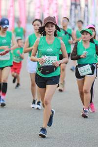 BIB: 0557, 52625
                            <button type="button" onclick="openModal(10545582)" class="btn btn-primary btn-sm float-right btn-popup" data-toggle="modal" data-target=".modal-high-quality">
                        <i class="fas fa-shopping-cart"></i> Add to Cart
                    </button>
                                            <button type="button" onclick="isThisMe(10545582, true)" class="btn btn-success btn-sm float-right btn-popup btn-isme hidden" data-toggle="tooltip" data-placement="bottom" title="นี่คือรูปของคุณใช่ไหม คลิกที่นี่เพื่อเอาเข้าอัลบั้ม">
                        <i class="fas fa-plus"></i> Add to album
                    </button>
                    <button type="button" onclick="isThisMe(10545582, false)" class="btn btn-warning btn-sm float-right btn-popup btn-isnotme hidden">
                        <i class="fas fa-ban"></i> Remove from album
                    </button>