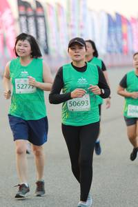 BIB: 52777, 50693, 5096
                            <button type="button" onclick="openModal(10544919)" class="btn btn-primary btn-sm float-right btn-popup" data-toggle="modal" data-target=".modal-high-quality">
                        <i class="fas fa-shopping-cart"></i> Add to Cart
                    </button>
                                            <button type="button" onclick="isThisMe(10544919, true)" class="btn btn-success btn-sm float-right btn-popup btn-isme hidden" data-toggle="tooltip" data-placement="bottom" title="นี่คือรูปของคุณใช่ไหม คลิกที่นี่เพื่อเอาเข้าอัลบั้ม">
                        <i class="fas fa-plus"></i> Add to album
                    </button>
                    <button type="button" onclick="isThisMe(10544919, false)" class="btn btn-warning btn-sm float-right btn-popup btn-isnotme hidden">
                        <i class="fas fa-ban"></i> Remove from album
                    </button>