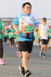 BIB: 50389
                            <button type="button" onclick="openModal(10541750)" class="btn btn-primary btn-sm float-right btn-popup" data-toggle="modal" data-target=".modal-high-quality">
                        <i class="fas fa-shopping-cart"></i> Add to Cart
                    </button>
                                            <button type="button" onclick="isThisMe(10541750, true)" class="btn btn-success btn-sm float-right btn-popup btn-isme hidden" data-toggle="tooltip" data-placement="bottom" title="นี่คือรูปของคุณใช่ไหม คลิกที่นี่เพื่อเอาเข้าอัลบั้ม">
                        <i class="fas fa-plus"></i> Add to album
                    </button>
                    <button type="button" onclick="isThisMe(10541750, false)" class="btn btn-warning btn-sm float-right btn-popup btn-isnotme hidden">
                        <i class="fas fa-ban"></i> Remove from album
                    </button>