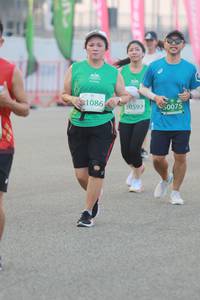 BIB: 1086, 50597, 0075
                            <button type="button" onclick="openModal(10545939)" class="btn btn-primary btn-sm float-right btn-popup" data-toggle="modal" data-target=".modal-high-quality">
                        <i class="fas fa-shopping-cart"></i> Add to Cart
                    </button>
                                            <button type="button" onclick="isThisMe(10545939, true)" class="btn btn-success btn-sm float-right btn-popup btn-isme hidden" data-toggle="tooltip" data-placement="bottom" title="นี่คือรูปของคุณใช่ไหม คลิกที่นี่เพื่อเอาเข้าอัลบั้ม">
                        <i class="fas fa-plus"></i> Add to album
                    </button>
                    <button type="button" onclick="isThisMe(10545939, false)" class="btn btn-warning btn-sm float-right btn-popup btn-isnotme hidden">
                        <i class="fas fa-ban"></i> Remove from album
                    </button>