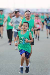 BIB: 500
                            <button type="button" onclick="openModal(10544917)" class="btn btn-primary btn-sm float-right btn-popup" data-toggle="modal" data-target=".modal-high-quality">
                        <i class="fas fa-shopping-cart"></i> Add to Cart
                    </button>
                                            <button type="button" onclick="isThisMe(10544917, true)" class="btn btn-success btn-sm float-right btn-popup btn-isme hidden" data-toggle="tooltip" data-placement="bottom" title="นี่คือรูปของคุณใช่ไหม คลิกที่นี่เพื่อเอาเข้าอัลบั้ม">
                        <i class="fas fa-plus"></i> Add to album
                    </button>
                    <button type="button" onclick="isThisMe(10544917, false)" class="btn btn-warning btn-sm float-right btn-popup btn-isnotme hidden">
                        <i class="fas fa-ban"></i> Remove from album
                    </button>