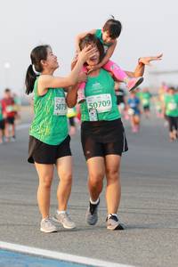 BIB: 5073, 50709
                            <button type="button" onclick="openModal(10543875)" class="btn btn-primary btn-sm float-right btn-popup" data-toggle="modal" data-target=".modal-high-quality">
                        <i class="fas fa-shopping-cart"></i> Add to Cart
                    </button>
                                            <button type="button" onclick="isThisMe(10543875, true)" class="btn btn-success btn-sm float-right btn-popup btn-isme hidden" data-toggle="tooltip" data-placement="bottom" title="นี่คือรูปของคุณใช่ไหม คลิกที่นี่เพื่อเอาเข้าอัลบั้ม">
                        <i class="fas fa-plus"></i> Add to album
                    </button>
                    <button type="button" onclick="isThisMe(10543875, false)" class="btn btn-warning btn-sm float-right btn-popup btn-isnotme hidden">
                        <i class="fas fa-ban"></i> Remove from album
                    </button>