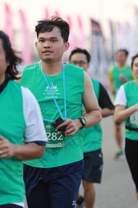 BIB: 282
                            <button type="button" onclick="openModal(10544817)" class="btn btn-primary btn-sm float-right btn-popup" data-toggle="modal" data-target=".modal-high-quality">
                        <i class="fas fa-shopping-cart"></i> Add to Cart
                    </button>
                                            <button type="button" onclick="isThisMe(10544817, true)" class="btn btn-success btn-sm float-right btn-popup btn-isme hidden" data-toggle="tooltip" data-placement="bottom" title="นี่คือรูปของคุณใช่ไหม คลิกที่นี่เพื่อเอาเข้าอัลบั้ม">
                        <i class="fas fa-plus"></i> Add to album
                    </button>
                    <button type="button" onclick="isThisMe(10544817, false)" class="btn btn-warning btn-sm float-right btn-popup btn-isnotme hidden">
                        <i class="fas fa-ban"></i> Remove from album
                    </button>