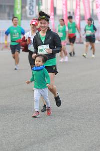 BIB: 5069
                            <button type="button" onclick="openModal(10547242)" class="btn btn-primary btn-sm float-right btn-popup" data-toggle="modal" data-target=".modal-high-quality">
                        <i class="fas fa-shopping-cart"></i> Add to Cart
                    </button>
                                            <button type="button" onclick="isThisMe(10547242, true)" class="btn btn-success btn-sm float-right btn-popup btn-isme hidden" data-toggle="tooltip" data-placement="bottom" title="นี่คือรูปของคุณใช่ไหม คลิกที่นี่เพื่อเอาเข้าอัลบั้ม">
                        <i class="fas fa-plus"></i> Add to album
                    </button>
                    <button type="button" onclick="isThisMe(10547242, false)" class="btn btn-warning btn-sm float-right btn-popup btn-isnotme hidden">
                        <i class="fas fa-ban"></i> Remove from album
                    </button>