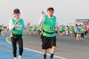 BIB: 50703, 50118
                            <button type="button" onclick="openModal(10543616)" class="btn btn-primary btn-sm float-right btn-popup" data-toggle="modal" data-target=".modal-high-quality">
                        <i class="fas fa-shopping-cart"></i> Add to Cart
                    </button>
                                            <button type="button" onclick="isThisMe(10543616, true)" class="btn btn-success btn-sm float-right btn-popup btn-isme hidden" data-toggle="tooltip" data-placement="bottom" title="นี่คือรูปของคุณใช่ไหม คลิกที่นี่เพื่อเอาเข้าอัลบั้ม">
                        <i class="fas fa-plus"></i> Add to album
                    </button>
                    <button type="button" onclick="isThisMe(10543616, false)" class="btn btn-warning btn-sm float-right btn-popup btn-isnotme hidden">
                        <i class="fas fa-ban"></i> Remove from album
                    </button>