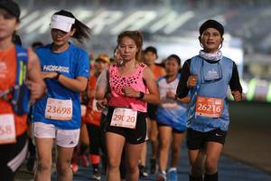 BIB: 26216, 23698, 290
                            <button type="button" onclick="openModal(11350396)" class="btn btn-primary btn-sm float-right btn-popup" data-toggle="modal" data-target=".modal-high-quality">
                        <i class="fas fa-shopping-cart"></i> Add to Cart
                    </button>
                                            <button type="button" onclick="isThisMe(11350396, true)" class="btn btn-success btn-sm float-right btn-popup btn-isme hidden" data-toggle="tooltip" data-placement="bottom" title="นี่คือรูปของคุณใช่ไหม คลิกที่นี่เพื่อเอาเข้าอัลบั้ม">
                        <i class="fas fa-plus"></i> Add to album
                    </button>
                    <button type="button" onclick="isThisMe(11350396, false)" class="btn btn-warning btn-sm float-right btn-popup btn-isnotme hidden">
                        <i class="fas fa-ban"></i> Remove from album
                    </button>