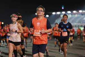 BIB: 2568, 28245, 20120
                            <button type="button" onclick="openModal(11342701)" class="btn btn-primary btn-sm float-right btn-popup" data-toggle="modal" data-target=".modal-high-quality">
                        <i class="fas fa-shopping-cart"></i> Add to Cart
                    </button>
                                            <button type="button" onclick="isThisMe(11342701, true)" class="btn btn-success btn-sm float-right btn-popup btn-isme hidden" data-toggle="tooltip" data-placement="bottom" title="นี่คือรูปของคุณใช่ไหม คลิกที่นี่เพื่อเอาเข้าอัลบั้ม">
                        <i class="fas fa-plus"></i> Add to album
                    </button>
                    <button type="button" onclick="isThisMe(11342701, false)" class="btn btn-warning btn-sm float-right btn-popup btn-isnotme hidden">
                        <i class="fas fa-ban"></i> Remove from album
                    </button>