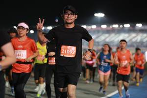 BIB: 21092, 24435, 2263
                            <button type="button" onclick="openModal(11349495)" class="btn btn-primary btn-sm float-right btn-popup" data-toggle="modal" data-target=".modal-high-quality">
                        <i class="fas fa-shopping-cart"></i> Add to Cart
                    </button>
                                            <button type="button" onclick="isThisMe(11349495, true)" class="btn btn-success btn-sm float-right btn-popup btn-isme hidden" data-toggle="tooltip" data-placement="bottom" title="นี่คือรูปของคุณใช่ไหม คลิกที่นี่เพื่อเอาเข้าอัลบั้ม">
                        <i class="fas fa-plus"></i> Add to album
                    </button>
                    <button type="button" onclick="isThisMe(11349495, false)" class="btn btn-warning btn-sm float-right btn-popup btn-isnotme hidden">
                        <i class="fas fa-ban"></i> Remove from album
                    </button>