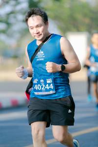 BIB: 40244
                            <button type="button" onclick="openModal(11502992)" class="btn btn-primary btn-sm float-right btn-popup" data-toggle="modal" data-target=".modal-high-quality">
                        <i class="fas fa-shopping-cart"></i> Add to Cart
                    </button>
                                            <button type="button" onclick="isThisMe(11502992, true)" class="btn btn-success btn-sm float-right btn-popup btn-isme hidden" data-toggle="tooltip" data-placement="bottom" title="นี่คือรูปของคุณใช่ไหม คลิกที่นี่เพื่อเอาเข้าอัลบั้ม">
                        <i class="fas fa-plus"></i> Add to album
                    </button>
                    <button type="button" onclick="isThisMe(11502992, false)" class="btn btn-warning btn-sm float-right btn-popup btn-isnotme hidden">
                        <i class="fas fa-ban"></i> Remove from album
                    </button>