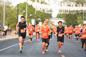 BIB: 81718, 20137, 26030, 204
                            <button type="button" onclick="openModal(12550380)" class="btn btn-primary btn-sm float-right btn-popup" data-toggle="modal" data-target=".modal-high-quality">
                        <i class="fas fa-shopping-cart"></i> Add to Cart
                    </button>
                                            <button type="button" onclick="isThisMe(12550380, true)" class="btn btn-success btn-sm float-right btn-popup btn-isme hidden" data-toggle="tooltip" data-placement="bottom" title="นี่คือรูปของคุณใช่ไหม คลิกที่นี่เพื่อเอาเข้าอัลบั้ม">
                        <i class="fas fa-plus"></i> Add to album
                    </button>
                    <button type="button" onclick="isThisMe(12550380, false)" class="btn btn-warning btn-sm float-right btn-popup btn-isnotme hidden">
                        <i class="fas fa-ban"></i> Remove from album
                    </button>