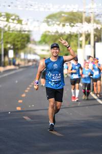 BIB: 42195
                            <button type="button" onclick="openModal(10460798)" class="btn btn-primary btn-sm float-right btn-popup" data-toggle="modal" data-target=".modal-high-quality">
                        <i class="fas fa-shopping-cart"></i> Add to Cart
                    </button>
                                            <button type="button" onclick="isThisMe(10460798, true)" class="btn btn-success btn-sm float-right btn-popup btn-isme hidden" data-toggle="tooltip" data-placement="bottom" title="นี่คือรูปของคุณใช่ไหม คลิกที่นี่เพื่อเอาเข้าอัลบั้ม">
                        <i class="fas fa-plus"></i> Add to album
                    </button>
                    <button type="button" onclick="isThisMe(10460798, false)" class="btn btn-warning btn-sm float-right btn-popup btn-isnotme hidden">
                        <i class="fas fa-ban"></i> Remove from album
                    </button>