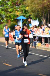 BIB: 21045, 42195
                            <button type="button" onclick="openModal(10463205)" class="btn btn-primary btn-sm float-right btn-popup" data-toggle="modal" data-target=".modal-high-quality">
                        <i class="fas fa-shopping-cart"></i> Add to Cart
                    </button>
                                            <button type="button" onclick="isThisMe(10463205, true)" class="btn btn-success btn-sm float-right btn-popup btn-isme hidden" data-toggle="tooltip" data-placement="bottom" title="นี่คือรูปของคุณใช่ไหม คลิกที่นี่เพื่อเอาเข้าอัลบั้ม">
                        <i class="fas fa-plus"></i> Add to album
                    </button>
                    <button type="button" onclick="isThisMe(10463205, false)" class="btn btn-warning btn-sm float-right btn-popup btn-isnotme hidden">
                        <i class="fas fa-ban"></i> Remove from album
                    </button>