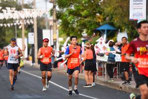 BIB: 4428, 27023, 27088
                            <button type="button" onclick="openModal(12528305)" class="btn btn-primary btn-sm float-right btn-popup" data-toggle="modal" data-target=".modal-high-quality">
                        <i class="fas fa-shopping-cart"></i> Add to Cart
                    </button>
                                            <button type="button" onclick="isThisMe(12528305, true)" class="btn btn-success btn-sm float-right btn-popup btn-isme hidden" data-toggle="tooltip" data-placement="bottom" title="นี่คือรูปของคุณใช่ไหม คลิกที่นี่เพื่อเอาเข้าอัลบั้ม">
                        <i class="fas fa-plus"></i> Add to album
                    </button>
                    <button type="button" onclick="isThisMe(12528305, false)" class="btn btn-warning btn-sm float-right btn-popup btn-isnotme hidden">
                        <i class="fas fa-ban"></i> Remove from album
                    </button>