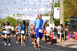 BIB: 21721, 25783, 3011
                            <button type="button" onclick="openModal(11337872)" class="btn btn-primary btn-sm float-right btn-popup" data-toggle="modal" data-target=".modal-high-quality">
                        <i class="fas fa-shopping-cart"></i> Add to Cart
                    </button>
                                            <button type="button" onclick="isThisMe(11337872, true)" class="btn btn-success btn-sm float-right btn-popup btn-isme hidden" data-toggle="tooltip" data-placement="bottom" title="นี่คือรูปของคุณใช่ไหม คลิกที่นี่เพื่อเอาเข้าอัลบั้ม">
                        <i class="fas fa-plus"></i> Add to album
                    </button>
                    <button type="button" onclick="isThisMe(11337872, false)" class="btn btn-warning btn-sm float-right btn-popup btn-isnotme hidden">
                        <i class="fas fa-ban"></i> Remove from album
                    </button>