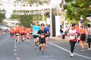 BIB: 26056, 23681
                            <button type="button" onclick="openModal(12540657)" class="btn btn-primary btn-sm float-right btn-popup" data-toggle="modal" data-target=".modal-high-quality">
                        <i class="fas fa-shopping-cart"></i> Add to Cart
                    </button>
                                            <button type="button" onclick="isThisMe(12540657, true)" class="btn btn-success btn-sm float-right btn-popup btn-isme hidden" data-toggle="tooltip" data-placement="bottom" title="นี่คือรูปของคุณใช่ไหม คลิกที่นี่เพื่อเอาเข้าอัลบั้ม">
                        <i class="fas fa-plus"></i> Add to album
                    </button>
                    <button type="button" onclick="isThisMe(12540657, false)" class="btn btn-warning btn-sm float-right btn-popup btn-isnotme hidden">
                        <i class="fas fa-ban"></i> Remove from album
                    </button>
