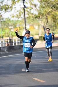 BIB: 42195
                            <button type="button" onclick="openModal(10457189)" class="btn btn-primary btn-sm float-right btn-popup" data-toggle="modal" data-target=".modal-high-quality">
                        <i class="fas fa-shopping-cart"></i> Add to Cart
                    </button>
                                            <button type="button" onclick="isThisMe(10457189, true)" class="btn btn-success btn-sm float-right btn-popup btn-isme hidden" data-toggle="tooltip" data-placement="bottom" title="นี่คือรูปของคุณใช่ไหม คลิกที่นี่เพื่อเอาเข้าอัลบั้ม">
                        <i class="fas fa-plus"></i> Add to album
                    </button>
                    <button type="button" onclick="isThisMe(10457189, false)" class="btn btn-warning btn-sm float-right btn-popup btn-isnotme hidden">
                        <i class="fas fa-ban"></i> Remove from album
                    </button>