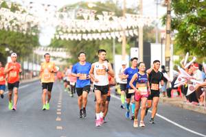 BIB: 70525, 22339, 26134
                            <button type="button" onclick="openModal(12544999)" class="btn btn-primary btn-sm float-right btn-popup" data-toggle="modal" data-target=".modal-high-quality">
                        <i class="fas fa-shopping-cart"></i> Add to Cart
                    </button>
                                            <button type="button" onclick="isThisMe(12544999, true)" class="btn btn-success btn-sm float-right btn-popup btn-isme hidden" data-toggle="tooltip" data-placement="bottom" title="นี่คือรูปของคุณใช่ไหม คลิกที่นี่เพื่อเอาเข้าอัลบั้ม">
                        <i class="fas fa-plus"></i> Add to album
                    </button>
                    <button type="button" onclick="isThisMe(12544999, false)" class="btn btn-warning btn-sm float-right btn-popup btn-isnotme hidden">
                        <i class="fas fa-ban"></i> Remove from album
                    </button>