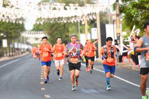 BIB: 2575, 21537, 20632
                            <button type="button" onclick="openModal(12539579)" class="btn btn-primary btn-sm float-right btn-popup" data-toggle="modal" data-target=".modal-high-quality">
                        <i class="fas fa-shopping-cart"></i> Add to Cart
                    </button>
                                            <button type="button" onclick="isThisMe(12539579, true)" class="btn btn-success btn-sm float-right btn-popup btn-isme hidden" data-toggle="tooltip" data-placement="bottom" title="นี่คือรูปของคุณใช่ไหม คลิกที่นี่เพื่อเอาเข้าอัลบั้ม">
                        <i class="fas fa-plus"></i> Add to album
                    </button>
                    <button type="button" onclick="isThisMe(12539579, false)" class="btn btn-warning btn-sm float-right btn-popup btn-isnotme hidden">
                        <i class="fas fa-ban"></i> Remove from album
                    </button>