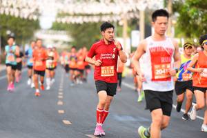 BIB: 83112, 2041
                            <button type="button" onclick="openModal(12551297)" class="btn btn-primary btn-sm float-right btn-popup" data-toggle="modal" data-target=".modal-high-quality">
                        <i class="fas fa-shopping-cart"></i> Add to Cart
                    </button>
                                            <button type="button" onclick="isThisMe(12551297, true)" class="btn btn-success btn-sm float-right btn-popup btn-isme hidden" data-toggle="tooltip" data-placement="bottom" title="นี่คือรูปของคุณใช่ไหม คลิกที่นี่เพื่อเอาเข้าอัลบั้ม">
                        <i class="fas fa-plus"></i> Add to album
                    </button>
                    <button type="button" onclick="isThisMe(12551297, false)" class="btn btn-warning btn-sm float-right btn-popup btn-isnotme hidden">
                        <i class="fas fa-ban"></i> Remove from album
                    </button>