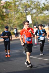 BIB: 201, 42195
                            <button type="button" onclick="openModal(10457917)" class="btn btn-primary btn-sm float-right btn-popup" data-toggle="modal" data-target=".modal-high-quality">
                        <i class="fas fa-shopping-cart"></i> Add to Cart
                    </button>
                                            <button type="button" onclick="isThisMe(10457917, true)" class="btn btn-success btn-sm float-right btn-popup btn-isme hidden" data-toggle="tooltip" data-placement="bottom" title="นี่คือรูปของคุณใช่ไหม คลิกที่นี่เพื่อเอาเข้าอัลบั้ม">
                        <i class="fas fa-plus"></i> Add to album
                    </button>
                    <button type="button" onclick="isThisMe(10457917, false)" class="btn btn-warning btn-sm float-right btn-popup btn-isnotme hidden">
                        <i class="fas fa-ban"></i> Remove from album
                    </button>