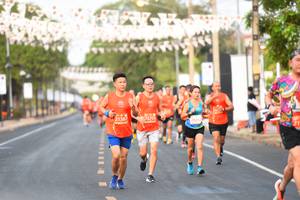 BIB: 21587, 25753, 28253
                            <button type="button" onclick="openModal(12539786)" class="btn btn-primary btn-sm float-right btn-popup" data-toggle="modal" data-target=".modal-high-quality">
                        <i class="fas fa-shopping-cart"></i> Add to Cart
                    </button>
                                            <button type="button" onclick="isThisMe(12539786, true)" class="btn btn-success btn-sm float-right btn-popup btn-isme hidden" data-toggle="tooltip" data-placement="bottom" title="นี่คือรูปของคุณใช่ไหม คลิกที่นี่เพื่อเอาเข้าอัลบั้ม">
                        <i class="fas fa-plus"></i> Add to album
                    </button>
                    <button type="button" onclick="isThisMe(12539786, false)" class="btn btn-warning btn-sm float-right btn-popup btn-isnotme hidden">
                        <i class="fas fa-ban"></i> Remove from album
                    </button>