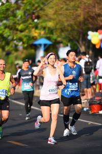 BIB: 42195
                            <button type="button" onclick="openModal(10462301)" class="btn btn-primary btn-sm float-right btn-popup" data-toggle="modal" data-target=".modal-high-quality">
                        <i class="fas fa-shopping-cart"></i> Add to Cart
                    </button>
                                            <button type="button" onclick="isThisMe(10462301, true)" class="btn btn-success btn-sm float-right btn-popup btn-isme hidden" data-toggle="tooltip" data-placement="bottom" title="นี่คือรูปของคุณใช่ไหม คลิกที่นี่เพื่อเอาเข้าอัลบั้ม">
                        <i class="fas fa-plus"></i> Add to album
                    </button>
                    <button type="button" onclick="isThisMe(10462301, false)" class="btn btn-warning btn-sm float-right btn-popup btn-isnotme hidden">
                        <i class="fas fa-ban"></i> Remove from album
                    </button>