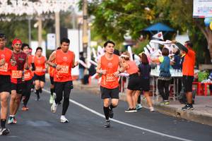 BIB: 852, 7627, 21121, 26002
                            <button type="button" onclick="openModal(12525591)" class="btn btn-primary btn-sm float-right btn-popup" data-toggle="modal" data-target=".modal-high-quality">
                        <i class="fas fa-shopping-cart"></i> Add to Cart
                    </button>
                                            <button type="button" onclick="isThisMe(12525591, true)" class="btn btn-success btn-sm float-right btn-popup btn-isme hidden" data-toggle="tooltip" data-placement="bottom" title="นี่คือรูปของคุณใช่ไหม คลิกที่นี่เพื่อเอาเข้าอัลบั้ม">
                        <i class="fas fa-plus"></i> Add to album
                    </button>
                    <button type="button" onclick="isThisMe(12525591, false)" class="btn btn-warning btn-sm float-right btn-popup btn-isnotme hidden">
                        <i class="fas fa-ban"></i> Remove from album
                    </button>