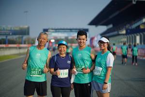 BIB: 520, 8101, 1158, 50353
                            <button type="button" onclick="openModal(10455487)" class="btn btn-primary btn-sm float-right btn-popup" data-toggle="modal" data-target=".modal-high-quality">
                        <i class="fas fa-shopping-cart"></i> Add to Cart
                    </button>
                                            <button type="button" onclick="isThisMe(10455487, true)" class="btn btn-success btn-sm float-right btn-popup btn-isme hidden" data-toggle="tooltip" data-placement="bottom" title="นี่คือรูปของคุณใช่ไหม คลิกที่นี่เพื่อเอาเข้าอัลบั้ม">
                        <i class="fas fa-plus"></i> Add to album
                    </button>
                    <button type="button" onclick="isThisMe(10455487, false)" class="btn btn-warning btn-sm float-right btn-popup btn-isnotme hidden">
                        <i class="fas fa-ban"></i> Remove from album
                    </button>