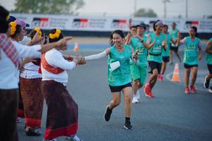 BIB: 103
                            <button type="button" onclick="openModal(10460127)" class="btn btn-primary btn-sm float-right btn-popup" data-toggle="modal" data-target=".modal-high-quality">
                        <i class="fas fa-shopping-cart"></i> Add to Cart
                    </button>
                                            <button type="button" onclick="isThisMe(10460127, true)" class="btn btn-success btn-sm float-right btn-popup btn-isme hidden" data-toggle="tooltip" data-placement="bottom" title="นี่คือรูปของคุณใช่ไหม คลิกที่นี่เพื่อเอาเข้าอัลบั้ม">
                        <i class="fas fa-plus"></i> Add to album
                    </button>
                    <button type="button" onclick="isThisMe(10460127, false)" class="btn btn-warning btn-sm float-right btn-popup btn-isnotme hidden">
                        <i class="fas fa-ban"></i> Remove from album
                    </button>