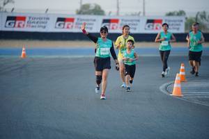 BIB: 50815
                            <button type="button" onclick="openModal(10458590)" class="btn btn-primary btn-sm float-right btn-popup" data-toggle="modal" data-target=".modal-high-quality">
                        <i class="fas fa-shopping-cart"></i> Add to Cart
                    </button>
                                            <button type="button" onclick="isThisMe(10458590, true)" class="btn btn-success btn-sm float-right btn-popup btn-isme hidden" data-toggle="tooltip" data-placement="bottom" title="นี่คือรูปของคุณใช่ไหม คลิกที่นี่เพื่อเอาเข้าอัลบั้ม">
                        <i class="fas fa-plus"></i> Add to album
                    </button>
                    <button type="button" onclick="isThisMe(10458590, false)" class="btn btn-warning btn-sm float-right btn-popup btn-isnotme hidden">
                        <i class="fas fa-ban"></i> Remove from album
                    </button>