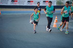 BIB: 5200
                            <button type="button" onclick="openModal(10458568)" class="btn btn-primary btn-sm float-right btn-popup" data-toggle="modal" data-target=".modal-high-quality">
                        <i class="fas fa-shopping-cart"></i> Add to Cart
                    </button>
                                            <button type="button" onclick="isThisMe(10458568, true)" class="btn btn-success btn-sm float-right btn-popup btn-isme hidden" data-toggle="tooltip" data-placement="bottom" title="นี่คือรูปของคุณใช่ไหม คลิกที่นี่เพื่อเอาเข้าอัลบั้ม">
                        <i class="fas fa-plus"></i> Add to album
                    </button>
                    <button type="button" onclick="isThisMe(10458568, false)" class="btn btn-warning btn-sm float-right btn-popup btn-isnotme hidden">
                        <i class="fas fa-ban"></i> Remove from album
                    </button>