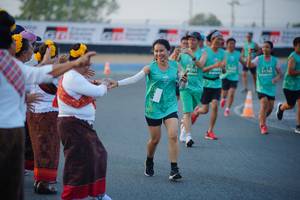 BIB: 
                            <button type="button" onclick="openModal(10460118)" class="btn btn-primary btn-sm float-right btn-popup" data-toggle="modal" data-target=".modal-high-quality">
                        <i class="fas fa-shopping-cart"></i> Add to Cart
                    </button>
                                            <button type="button" onclick="isThisMe(10460118, true)" class="btn btn-success btn-sm float-right btn-popup btn-isme hidden" data-toggle="tooltip" data-placement="bottom" title="นี่คือรูปของคุณใช่ไหม คลิกที่นี่เพื่อเอาเข้าอัลบั้ม">
                        <i class="fas fa-plus"></i> Add to album
                    </button>
                    <button type="button" onclick="isThisMe(10460118, false)" class="btn btn-warning btn-sm float-right btn-popup btn-isnotme hidden">
                        <i class="fas fa-ban"></i> Remove from album
                    </button>