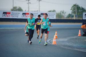 BIB: 320
                            <button type="button" onclick="openModal(10458507)" class="btn btn-primary btn-sm float-right btn-popup" data-toggle="modal" data-target=".modal-high-quality">
                        <i class="fas fa-shopping-cart"></i> Add to Cart
                    </button>
                                            <button type="button" onclick="isThisMe(10458507, true)" class="btn btn-success btn-sm float-right btn-popup btn-isme hidden" data-toggle="tooltip" data-placement="bottom" title="นี่คือรูปของคุณใช่ไหม คลิกที่นี่เพื่อเอาเข้าอัลบั้ม">
                        <i class="fas fa-plus"></i> Add to album
                    </button>
                    <button type="button" onclick="isThisMe(10458507, false)" class="btn btn-warning btn-sm float-right btn-popup btn-isnotme hidden">
                        <i class="fas fa-ban"></i> Remove from album
                    </button>