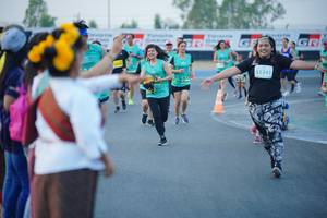 BIB: 51341
                            <button type="button" onclick="openModal(10458218)" class="btn btn-primary btn-sm float-right btn-popup" data-toggle="modal" data-target=".modal-high-quality">
                        <i class="fas fa-shopping-cart"></i> Add to Cart
                    </button>
                                            <button type="button" onclick="isThisMe(10458218, true)" class="btn btn-success btn-sm float-right btn-popup btn-isme hidden" data-toggle="tooltip" data-placement="bottom" title="นี่คือรูปของคุณใช่ไหม คลิกที่นี่เพื่อเอาเข้าอัลบั้ม">
                        <i class="fas fa-plus"></i> Add to album
                    </button>
                    <button type="button" onclick="isThisMe(10458218, false)" class="btn btn-warning btn-sm float-right btn-popup btn-isnotme hidden">
                        <i class="fas fa-ban"></i> Remove from album
                    </button>