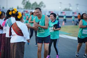 BIB: 5326, 1676
                            <button type="button" onclick="openModal(10460921)" class="btn btn-primary btn-sm float-right btn-popup" data-toggle="modal" data-target=".modal-high-quality">
                        <i class="fas fa-shopping-cart"></i> Add to Cart
                    </button>
                                            <button type="button" onclick="isThisMe(10460921, true)" class="btn btn-success btn-sm float-right btn-popup btn-isme hidden" data-toggle="tooltip" data-placement="bottom" title="นี่คือรูปของคุณใช่ไหม คลิกที่นี่เพื่อเอาเข้าอัลบั้ม">
                        <i class="fas fa-plus"></i> Add to album
                    </button>
                    <button type="button" onclick="isThisMe(10460921, false)" class="btn btn-warning btn-sm float-right btn-popup btn-isnotme hidden">
                        <i class="fas fa-ban"></i> Remove from album
                    </button>