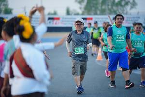 BIB: 52099, 51847, 50296
                            <button type="button" onclick="openModal(10458672)" class="btn btn-primary btn-sm float-right btn-popup" data-toggle="modal" data-target=".modal-high-quality">
                        <i class="fas fa-shopping-cart"></i> Add to Cart
                    </button>
                                            <button type="button" onclick="isThisMe(10458672, true)" class="btn btn-success btn-sm float-right btn-popup btn-isme hidden" data-toggle="tooltip" data-placement="bottom" title="นี่คือรูปของคุณใช่ไหม คลิกที่นี่เพื่อเอาเข้าอัลบั้ม">
                        <i class="fas fa-plus"></i> Add to album
                    </button>
                    <button type="button" onclick="isThisMe(10458672, false)" class="btn btn-warning btn-sm float-right btn-popup btn-isnotme hidden">
                        <i class="fas fa-ban"></i> Remove from album
                    </button>