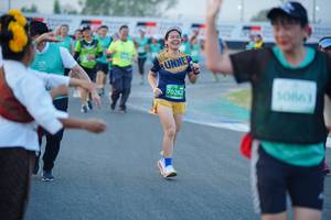 BIB: 70282, 0861
                            <button type="button" onclick="openModal(10458712)" class="btn btn-primary btn-sm float-right btn-popup" data-toggle="modal" data-target=".modal-high-quality">
                        <i class="fas fa-shopping-cart"></i> Add to Cart
                    </button>
                                            <button type="button" onclick="isThisMe(10458712, true)" class="btn btn-success btn-sm float-right btn-popup btn-isme hidden" data-toggle="tooltip" data-placement="bottom" title="นี่คือรูปของคุณใช่ไหม คลิกที่นี่เพื่อเอาเข้าอัลบั้ม">
                        <i class="fas fa-plus"></i> Add to album
                    </button>
                    <button type="button" onclick="isThisMe(10458712, false)" class="btn btn-warning btn-sm float-right btn-popup btn-isnotme hidden">
                        <i class="fas fa-ban"></i> Remove from album
                    </button>