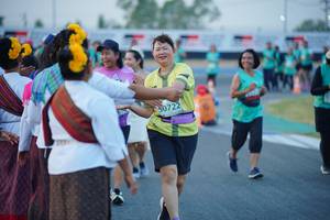 BIB: 30722
                            <button type="button" onclick="openModal(10460867)" class="btn btn-primary btn-sm float-right btn-popup" data-toggle="modal" data-target=".modal-high-quality">
                        <i class="fas fa-shopping-cart"></i> Add to Cart
                    </button>
                                            <button type="button" onclick="isThisMe(10460867, true)" class="btn btn-success btn-sm float-right btn-popup btn-isme hidden" data-toggle="tooltip" data-placement="bottom" title="นี่คือรูปของคุณใช่ไหม คลิกที่นี่เพื่อเอาเข้าอัลบั้ม">
                        <i class="fas fa-plus"></i> Add to album
                    </button>
                    <button type="button" onclick="isThisMe(10460867, false)" class="btn btn-warning btn-sm float-right btn-popup btn-isnotme hidden">
                        <i class="fas fa-ban"></i> Remove from album
                    </button>