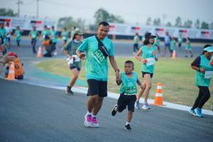 BIB: 531, 006, 50243
                            <button type="button" onclick="openModal(10457243)" class="btn btn-primary btn-sm float-right btn-popup" data-toggle="modal" data-target=".modal-high-quality">
                        <i class="fas fa-shopping-cart"></i> Add to Cart
                    </button>
                                            <button type="button" onclick="isThisMe(10457243, true)" class="btn btn-success btn-sm float-right btn-popup btn-isme hidden" data-toggle="tooltip" data-placement="bottom" title="นี่คือรูปของคุณใช่ไหม คลิกที่นี่เพื่อเอาเข้าอัลบั้ม">
                        <i class="fas fa-plus"></i> Add to album
                    </button>
                    <button type="button" onclick="isThisMe(10457243, false)" class="btn btn-warning btn-sm float-right btn-popup btn-isnotme hidden">
                        <i class="fas fa-ban"></i> Remove from album
                    </button>