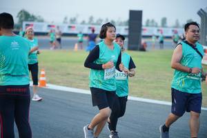 BIB: 531, 3175
                            <button type="button" onclick="openModal(10458096)" class="btn btn-primary btn-sm float-right btn-popup" data-toggle="modal" data-target=".modal-high-quality">
                        <i class="fas fa-shopping-cart"></i> Add to Cart
                    </button>
                                            <button type="button" onclick="isThisMe(10458096, true)" class="btn btn-success btn-sm float-right btn-popup btn-isme hidden" data-toggle="tooltip" data-placement="bottom" title="นี่คือรูปของคุณใช่ไหม คลิกที่นี่เพื่อเอาเข้าอัลบั้ม">
                        <i class="fas fa-plus"></i> Add to album
                    </button>
                    <button type="button" onclick="isThisMe(10458096, false)" class="btn btn-warning btn-sm float-right btn-popup btn-isnotme hidden">
                        <i class="fas fa-ban"></i> Remove from album
                    </button>