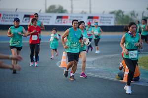 BIB: 2547, 70287, 50327, 50719
                            <button type="button" onclick="openModal(10452941)" class="btn btn-primary btn-sm float-right btn-popup" data-toggle="modal" data-target=".modal-high-quality">
                        <i class="fas fa-shopping-cart"></i> Add to Cart
                    </button>
                                            <button type="button" onclick="isThisMe(10452941, true)" class="btn btn-success btn-sm float-right btn-popup btn-isme hidden" data-toggle="tooltip" data-placement="bottom" title="นี่คือรูปของคุณใช่ไหม คลิกที่นี่เพื่อเอาเข้าอัลบั้ม">
                        <i class="fas fa-plus"></i> Add to album
                    </button>
                    <button type="button" onclick="isThisMe(10452941, false)" class="btn btn-warning btn-sm float-right btn-popup btn-isnotme hidden">
                        <i class="fas fa-ban"></i> Remove from album
                    </button>