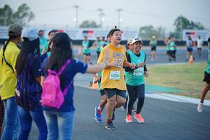 BIB: 0706, 5258
                            <button type="button" onclick="openModal(10457227)" class="btn btn-primary btn-sm float-right btn-popup" data-toggle="modal" data-target=".modal-high-quality">
                        <i class="fas fa-shopping-cart"></i> Add to Cart
                    </button>
                                            <button type="button" onclick="isThisMe(10457227, true)" class="btn btn-success btn-sm float-right btn-popup btn-isme hidden" data-toggle="tooltip" data-placement="bottom" title="นี่คือรูปของคุณใช่ไหม คลิกที่นี่เพื่อเอาเข้าอัลบั้ม">
                        <i class="fas fa-plus"></i> Add to album
                    </button>
                    <button type="button" onclick="isThisMe(10457227, false)" class="btn btn-warning btn-sm float-right btn-popup btn-isnotme hidden">
                        <i class="fas fa-ban"></i> Remove from album
                    </button>