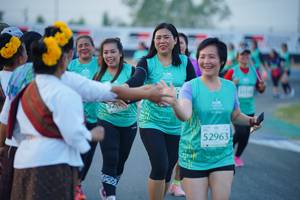 BIB: 52963
                            <button type="button" onclick="openModal(10460619)" class="btn btn-primary btn-sm float-right btn-popup" data-toggle="modal" data-target=".modal-high-quality">
                        <i class="fas fa-shopping-cart"></i> Add to Cart
                    </button>
                                            <button type="button" onclick="isThisMe(10460619, true)" class="btn btn-success btn-sm float-right btn-popup btn-isme hidden" data-toggle="tooltip" data-placement="bottom" title="นี่คือรูปของคุณใช่ไหม คลิกที่นี่เพื่อเอาเข้าอัลบั้ม">
                        <i class="fas fa-plus"></i> Add to album
                    </button>
                    <button type="button" onclick="isThisMe(10460619, false)" class="btn btn-warning btn-sm float-right btn-popup btn-isnotme hidden">
                        <i class="fas fa-ban"></i> Remove from album
                    </button>