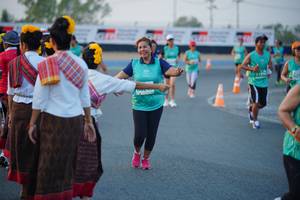 BIB: 529
                            <button type="button" onclick="openModal(10452237)" class="btn btn-primary btn-sm float-right btn-popup" data-toggle="modal" data-target=".modal-high-quality">
                        <i class="fas fa-shopping-cart"></i> Add to Cart
                    </button>
                                            <button type="button" onclick="isThisMe(10452237, true)" class="btn btn-success btn-sm float-right btn-popup btn-isme hidden" data-toggle="tooltip" data-placement="bottom" title="นี่คือรูปของคุณใช่ไหม คลิกที่นี่เพื่อเอาเข้าอัลบั้ม">
                        <i class="fas fa-plus"></i> Add to album
                    </button>
                    <button type="button" onclick="isThisMe(10452237, false)" class="btn btn-warning btn-sm float-right btn-popup btn-isnotme hidden">
                        <i class="fas fa-ban"></i> Remove from album
                    </button>