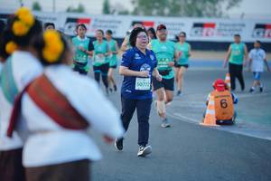 BIB: 50772
                            <button type="button" onclick="openModal(10459854)" class="btn btn-primary btn-sm float-right btn-popup" data-toggle="modal" data-target=".modal-high-quality">
                        <i class="fas fa-shopping-cart"></i> Add to Cart
                    </button>
                                            <button type="button" onclick="isThisMe(10459854, true)" class="btn btn-success btn-sm float-right btn-popup btn-isme hidden" data-toggle="tooltip" data-placement="bottom" title="นี่คือรูปของคุณใช่ไหม คลิกที่นี่เพื่อเอาเข้าอัลบั้ม">
                        <i class="fas fa-plus"></i> Add to album
                    </button>
                    <button type="button" onclick="isThisMe(10459854, false)" class="btn btn-warning btn-sm float-right btn-popup btn-isnotme hidden">
                        <i class="fas fa-ban"></i> Remove from album
                    </button>