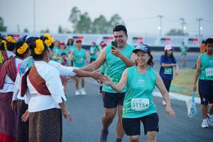 BIB: 511, 51154
                            <button type="button" onclick="openModal(10460812)" class="btn btn-primary btn-sm float-right btn-popup" data-toggle="modal" data-target=".modal-high-quality">
                        <i class="fas fa-shopping-cart"></i> Add to Cart
                    </button>
                                            <button type="button" onclick="isThisMe(10460812, true)" class="btn btn-success btn-sm float-right btn-popup btn-isme hidden" data-toggle="tooltip" data-placement="bottom" title="นี่คือรูปของคุณใช่ไหม คลิกที่นี่เพื่อเอาเข้าอัลบั้ม">
                        <i class="fas fa-plus"></i> Add to album
                    </button>
                    <button type="button" onclick="isThisMe(10460812, false)" class="btn btn-warning btn-sm float-right btn-popup btn-isnotme hidden">
                        <i class="fas fa-ban"></i> Remove from album
                    </button>