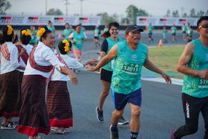 BIB: 52013, 519
                            <button type="button" onclick="openModal(10453294)" class="btn btn-primary btn-sm float-right btn-popup" data-toggle="modal" data-target=".modal-high-quality">
                        <i class="fas fa-shopping-cart"></i> Add to Cart
                    </button>
                                            <button type="button" onclick="isThisMe(10453294, true)" class="btn btn-success btn-sm float-right btn-popup btn-isme hidden" data-toggle="tooltip" data-placement="bottom" title="นี่คือรูปของคุณใช่ไหม คลิกที่นี่เพื่อเอาเข้าอัลบั้ม">
                        <i class="fas fa-plus"></i> Add to album
                    </button>
                    <button type="button" onclick="isThisMe(10453294, false)" class="btn btn-warning btn-sm float-right btn-popup btn-isnotme hidden">
                        <i class="fas fa-ban"></i> Remove from album
                    </button>