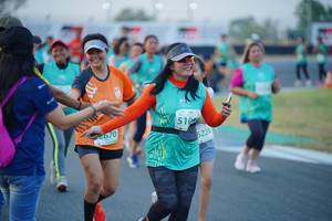 BIB: 510, 2670, 522
                            <button type="button" onclick="openModal(10456702)" class="btn btn-primary btn-sm float-right btn-popup" data-toggle="modal" data-target=".modal-high-quality">
                        <i class="fas fa-shopping-cart"></i> Add to Cart
                    </button>
                                            <button type="button" onclick="isThisMe(10456702, true)" class="btn btn-success btn-sm float-right btn-popup btn-isme hidden" data-toggle="tooltip" data-placement="bottom" title="นี่คือรูปของคุณใช่ไหม คลิกที่นี่เพื่อเอาเข้าอัลบั้ม">
                        <i class="fas fa-plus"></i> Add to album
                    </button>
                    <button type="button" onclick="isThisMe(10456702, false)" class="btn btn-warning btn-sm float-right btn-popup btn-isnotme hidden">
                        <i class="fas fa-ban"></i> Remove from album
                    </button>